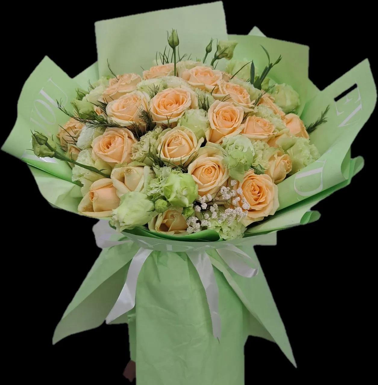 Roses and lisianthus in one bouquet | ծաղիկներ, ծաղկեպսակներ, բույսեր Երևան