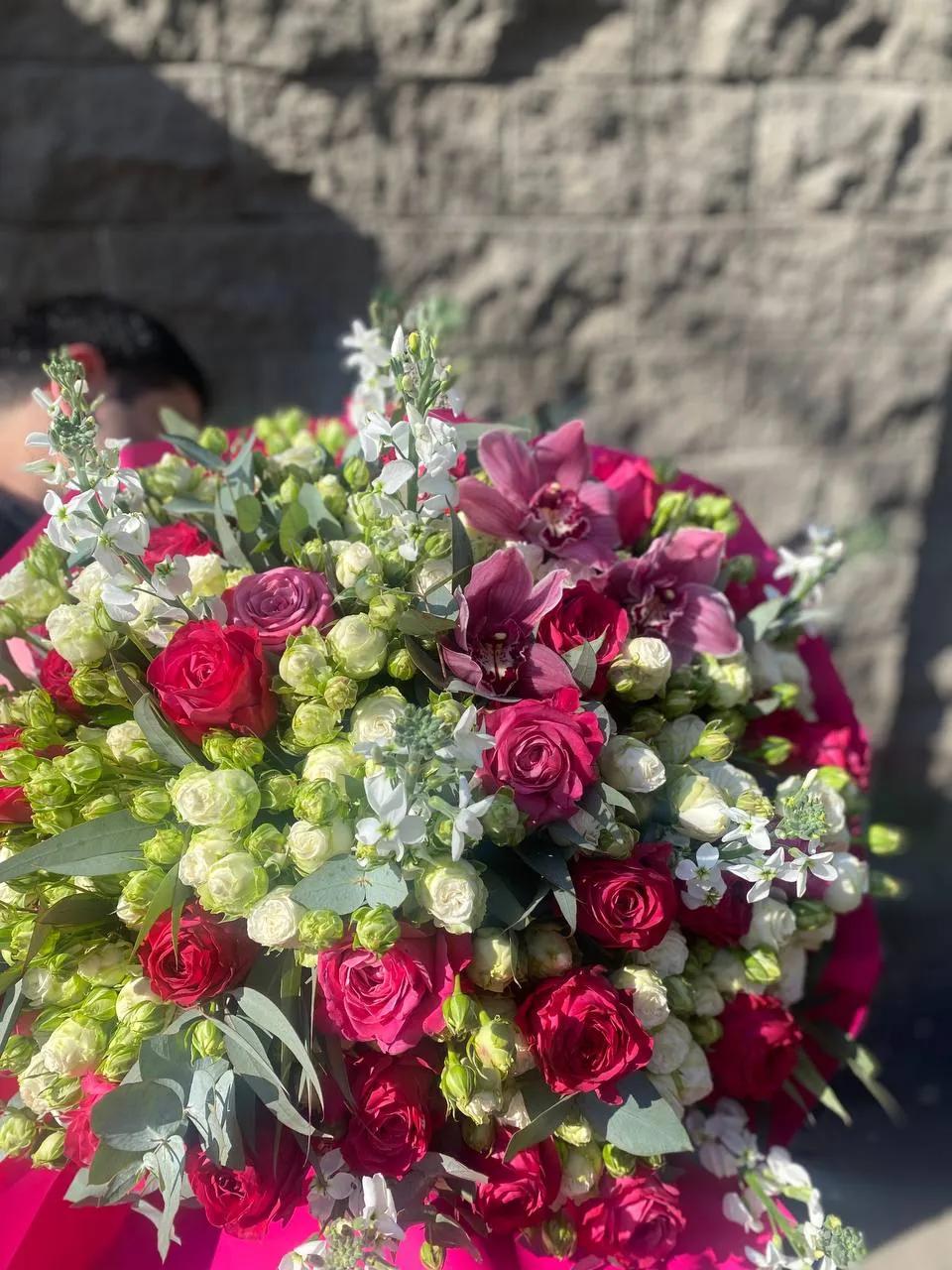 Bunch of roses | ծաղիկներ, ծաղկեպսակներ, բույսեր Երևան