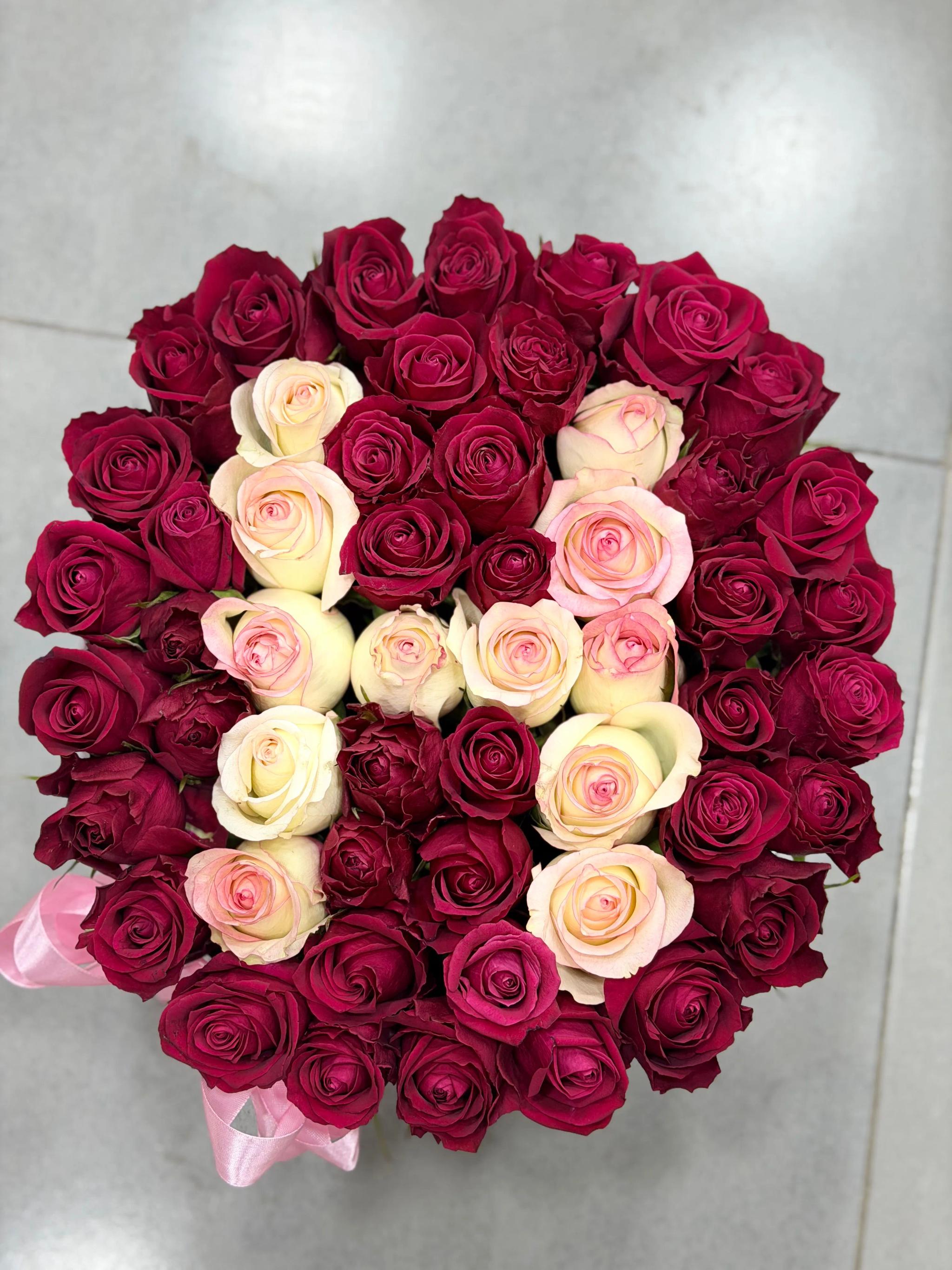 Name flowers in a box | ծաղիկների առաքում Երևանում