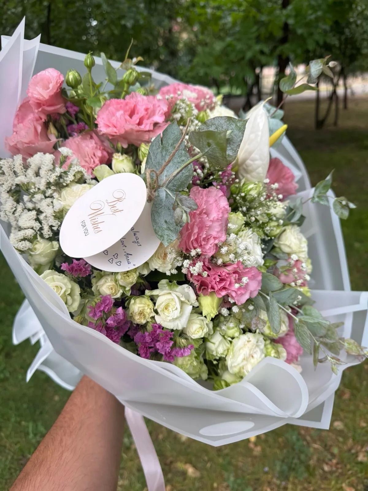 Lisianthus and anthurium | ծաղիկներ, ծաղկեպսակներ, բույսեր Երևան