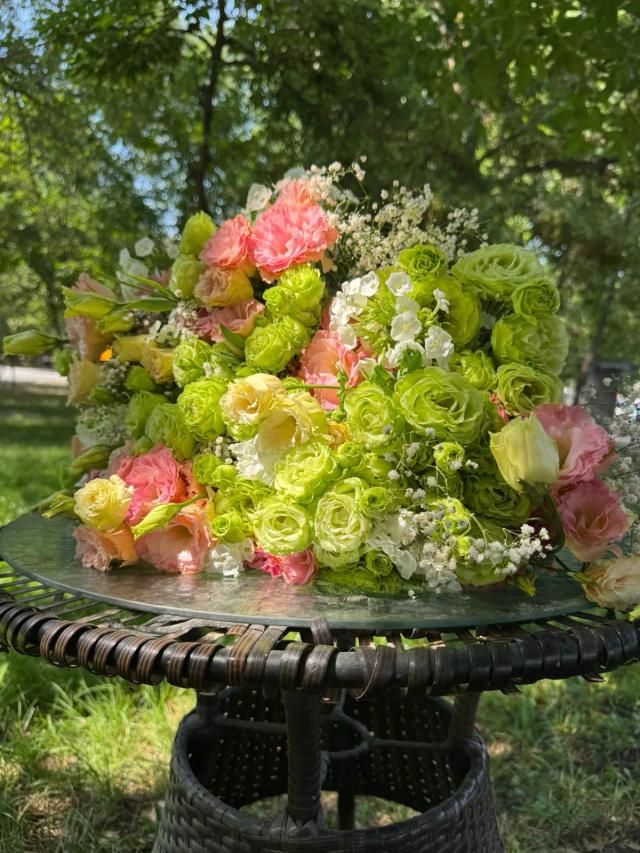 Bright lisianthus | ծաղիկներ, ծաղկեպսակներ, բույսեր - առաքում Երևան