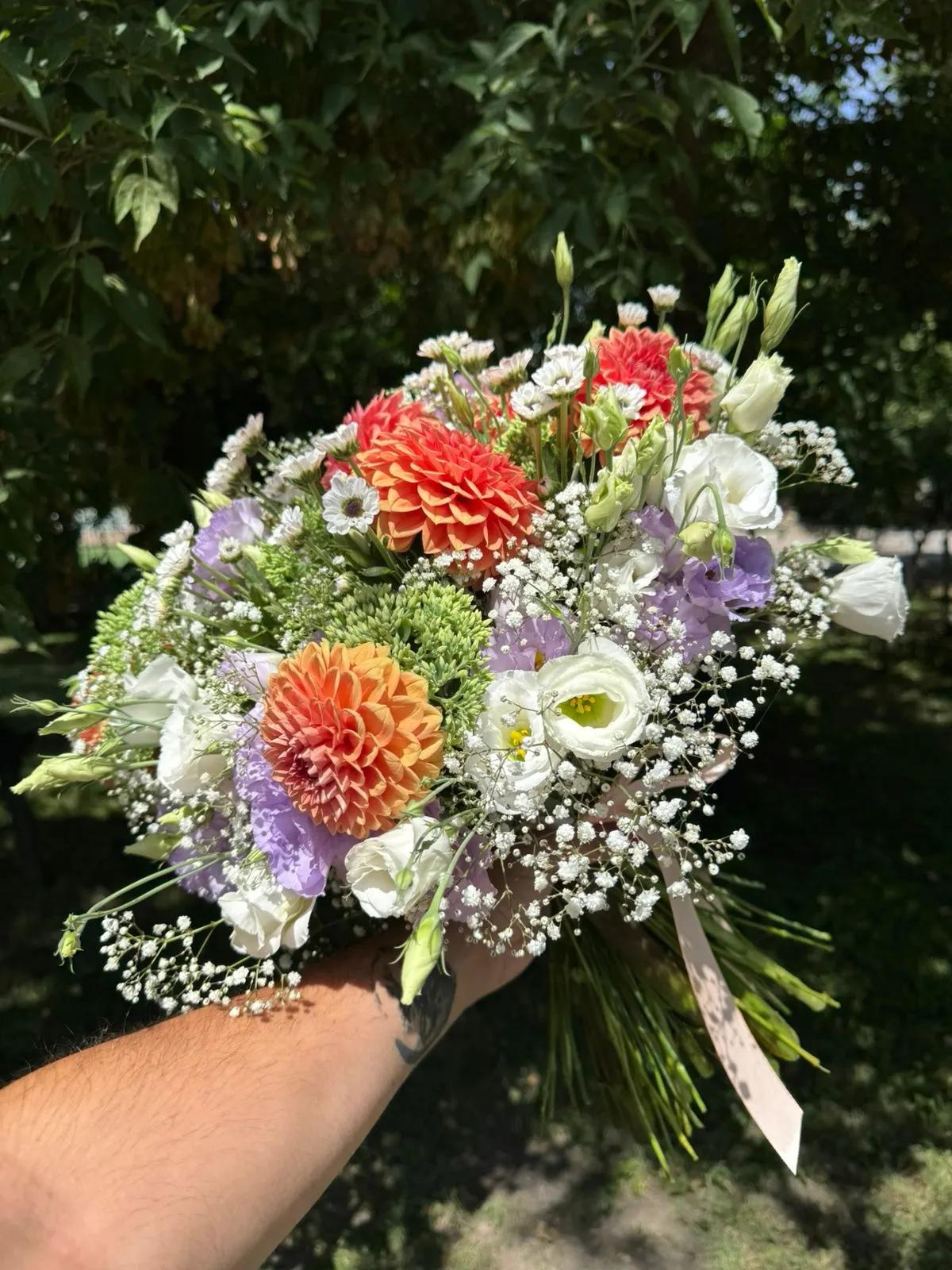 Creative bouquet | ծաղիկներ, ծաղկեպսակներ, բույսեր Երևան