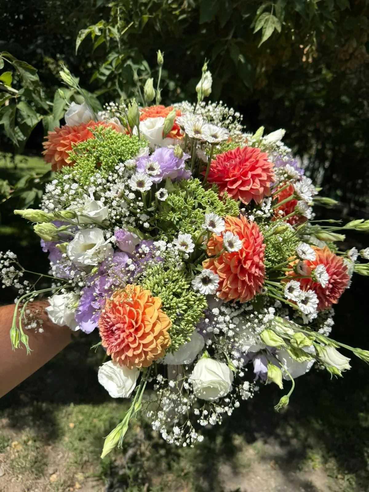 Creative bouquet | ծաղիկներ, ծաղկեպսակներ, բույսեր Երևան