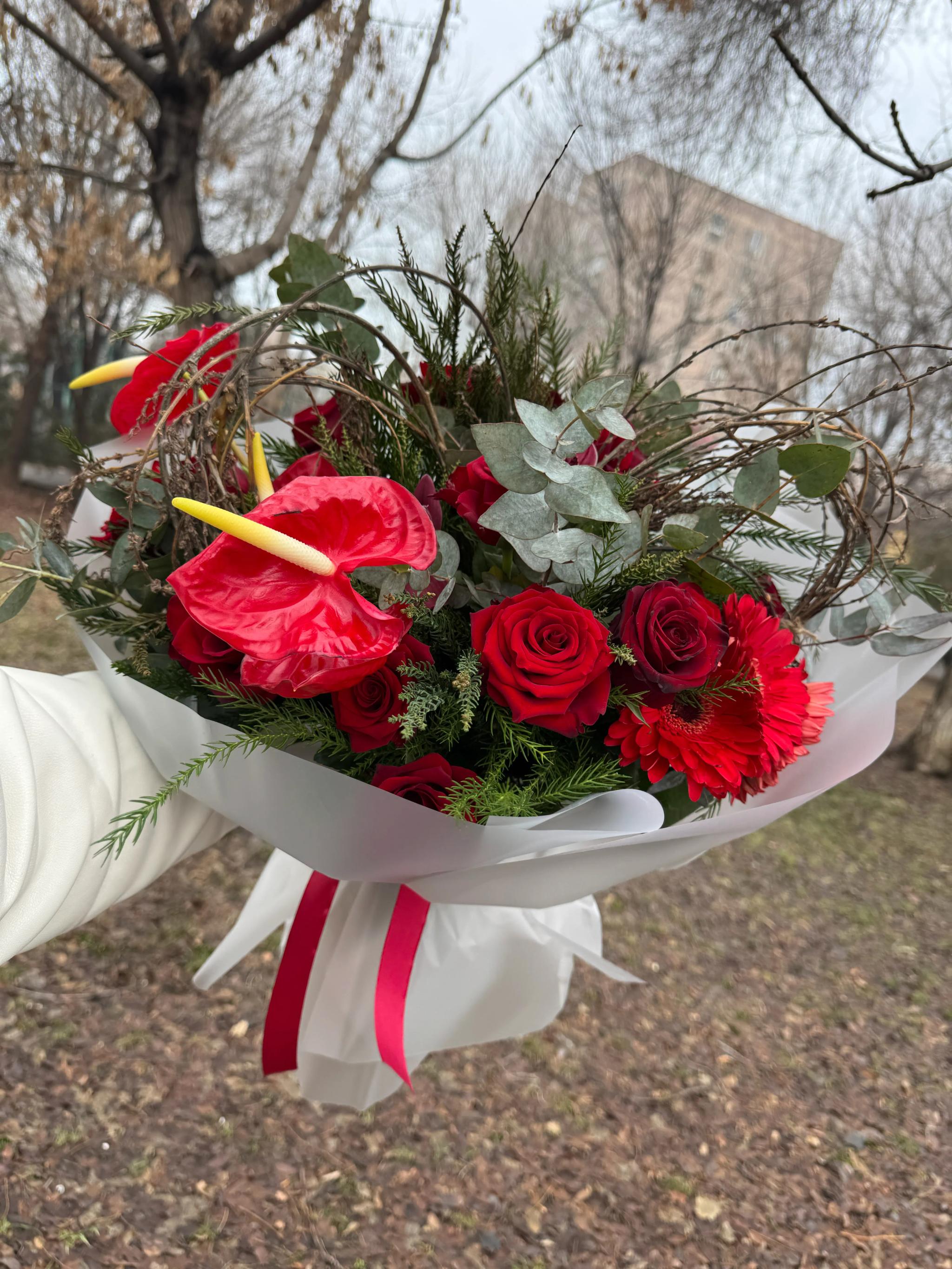 A luxurious floral mix | ծաղիկներ, ծաղկեպսակներ, բույսեր Երևան