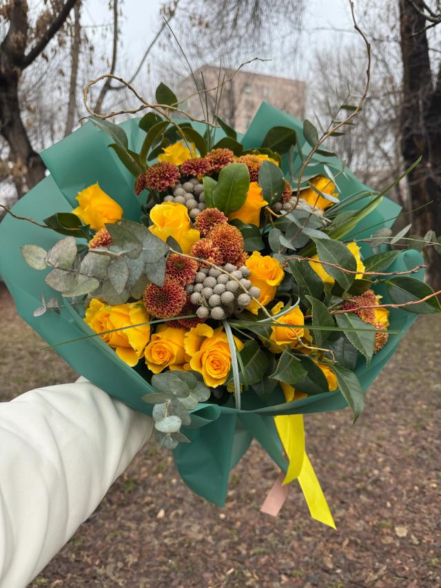 Yellow roses | ծաղիկներ, ծաղկեպսակներ, բույսեր - առաքում Երևան