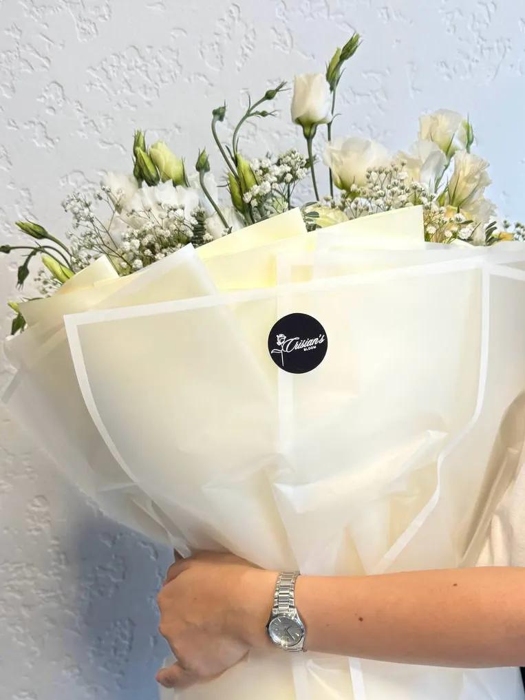 Roses and lisianthus in one bouquet | ծաղիկներ, ծաղկեպսակներ, բույսեր Երևան