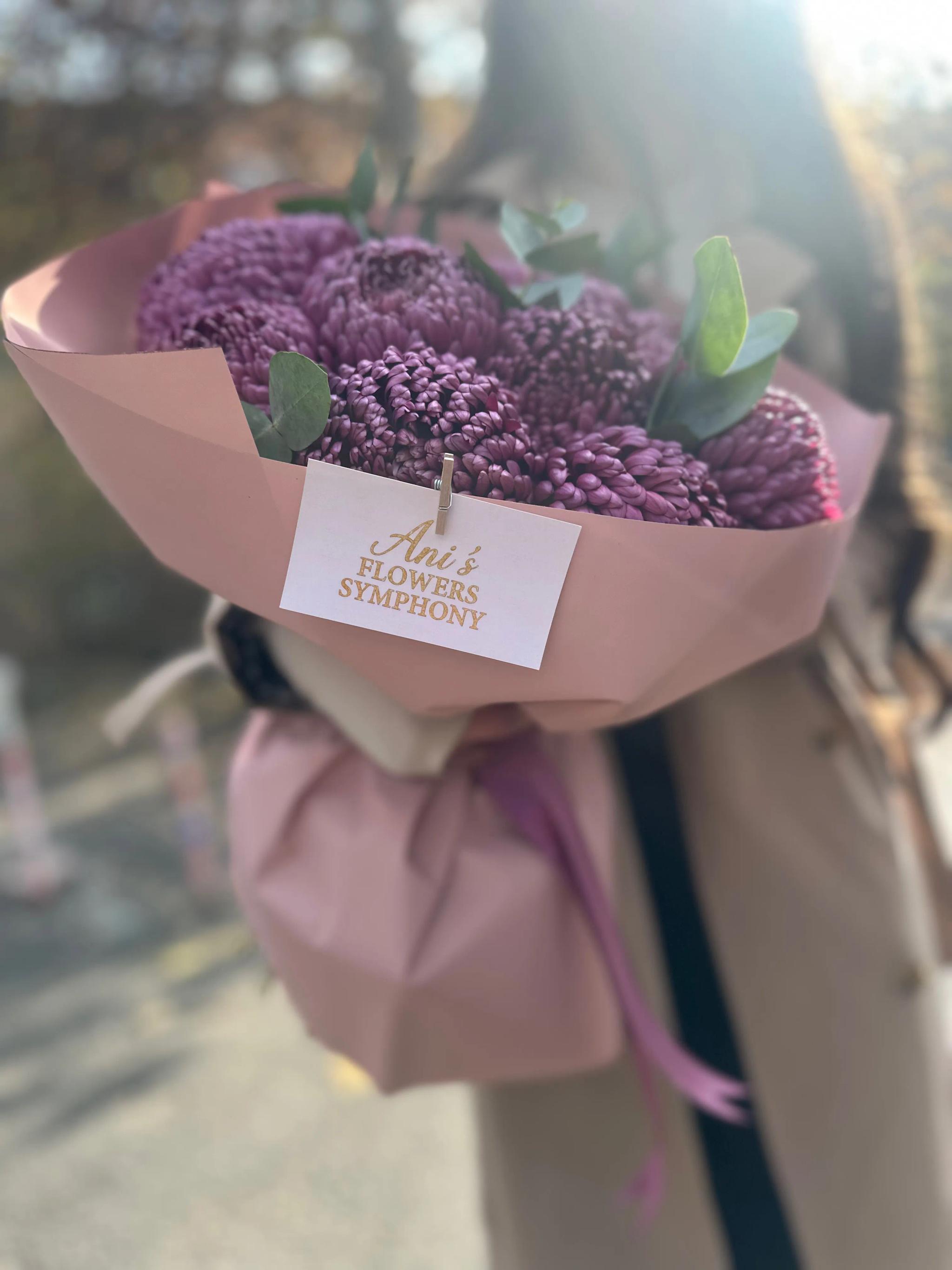 An elegant bouquet of chrysanthemums | ծաղիկներ, ծաղկեպսակներ, բույսեր Երևան
