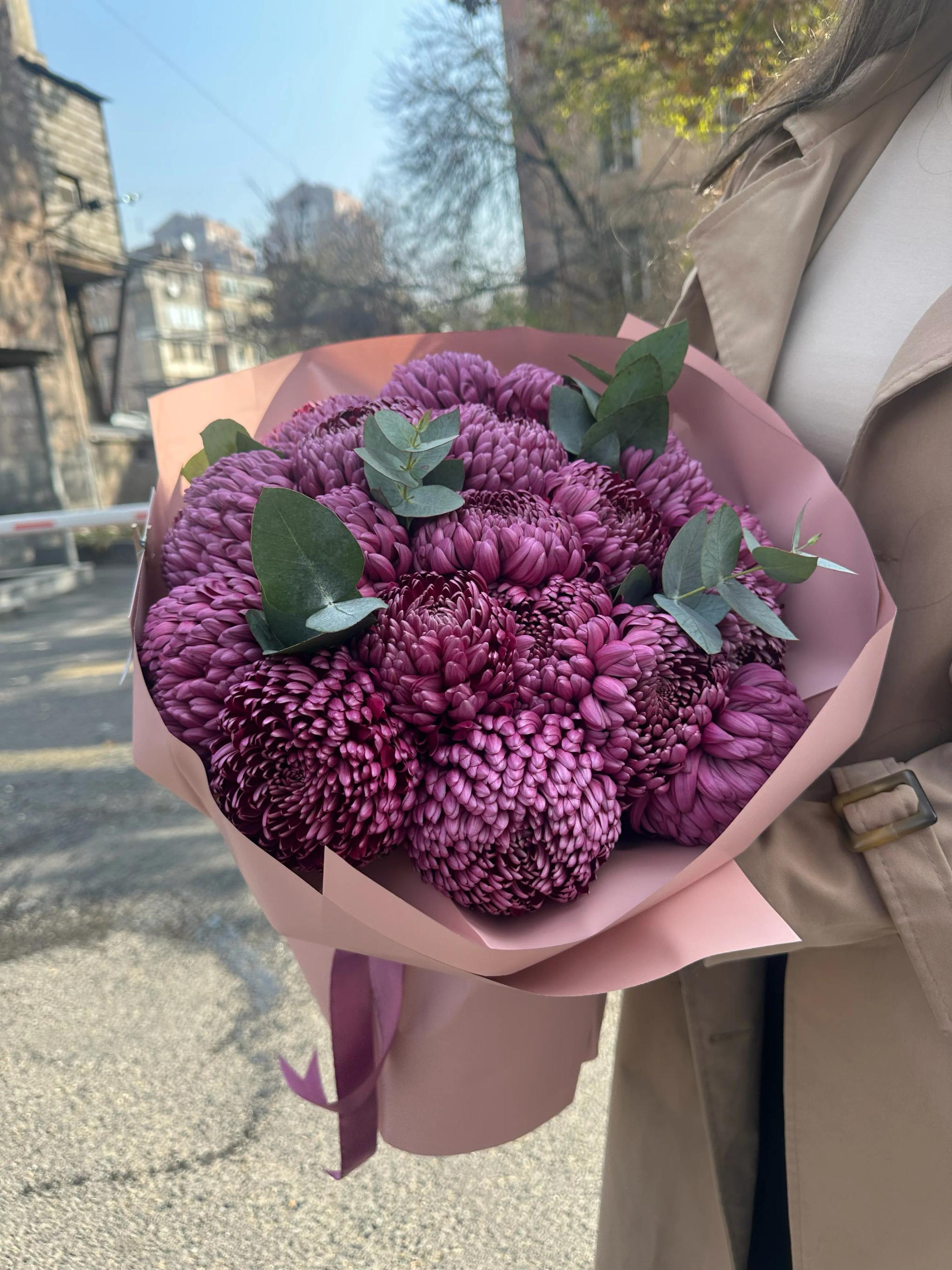 An elegant bouquet of chrysanthemums | ծաղիկներ, ծաղկեպսակներ, բույսեր Երևան
