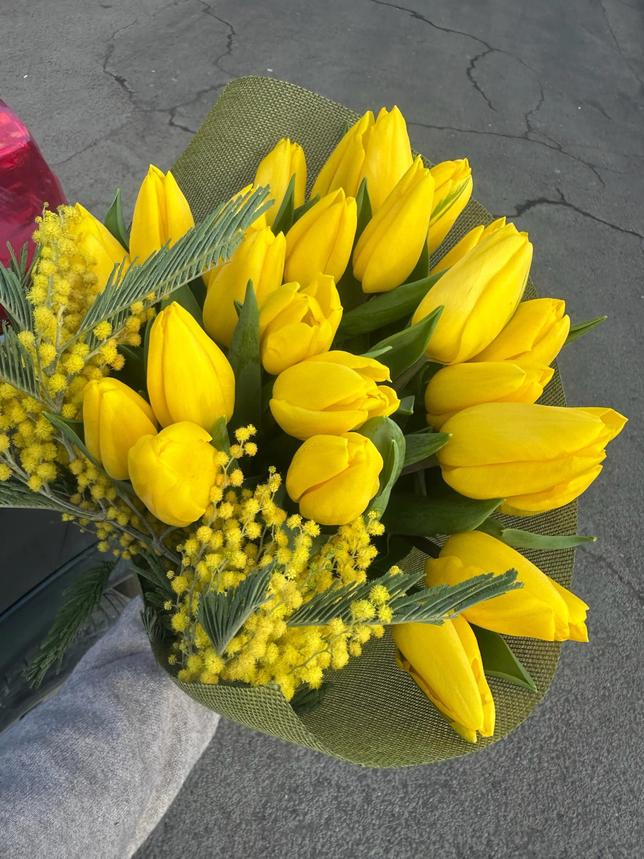 Yellow bunch | ծաղիկներ, ծաղկեպսակներ, բույսեր Երևան