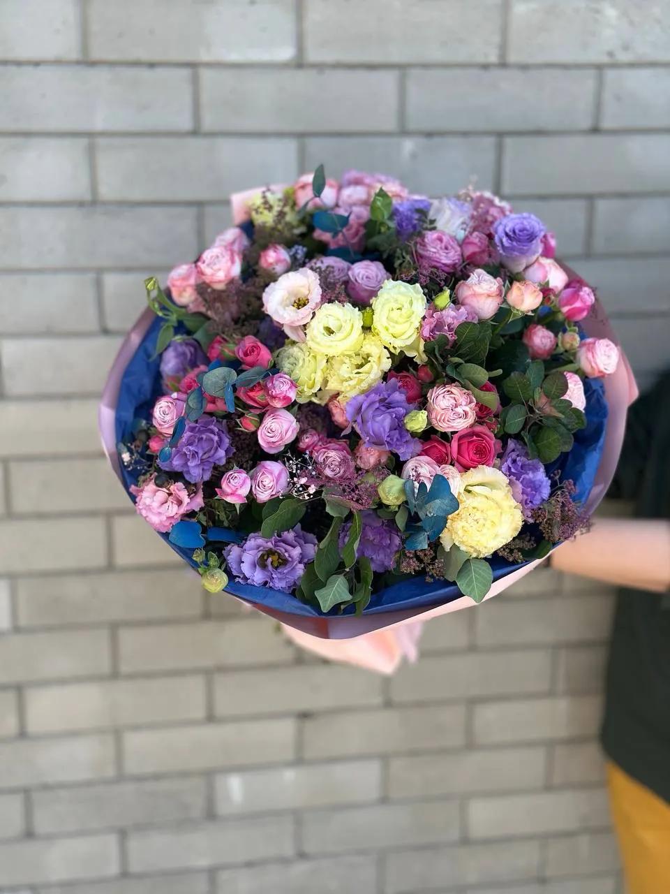 A colorful bunch | ծաղիկներ, ծաղկեպսակներ, բույսեր Երևան