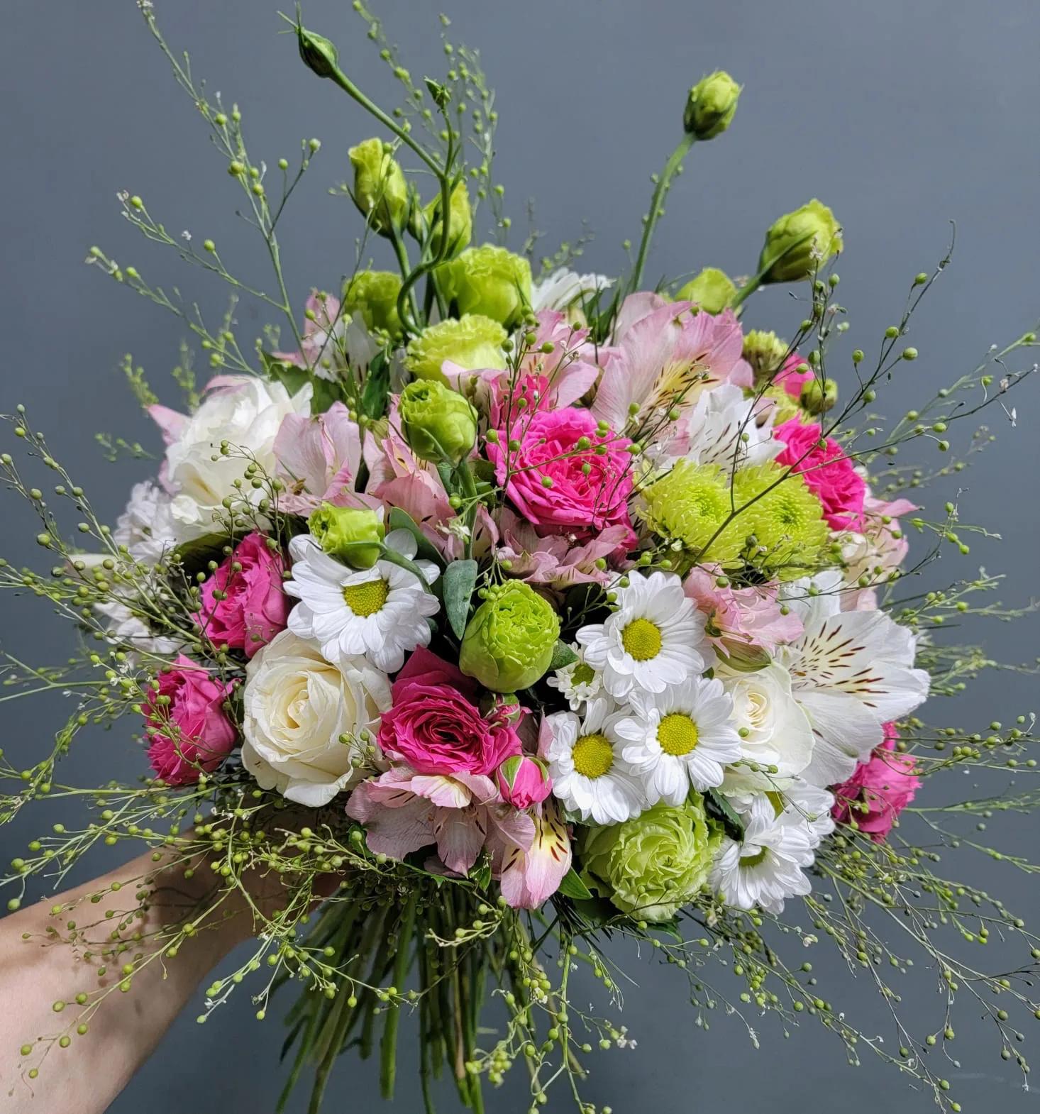 A bright bunch | ծաղիկներ, ծաղկեպսակներ, բույսեր Երևան