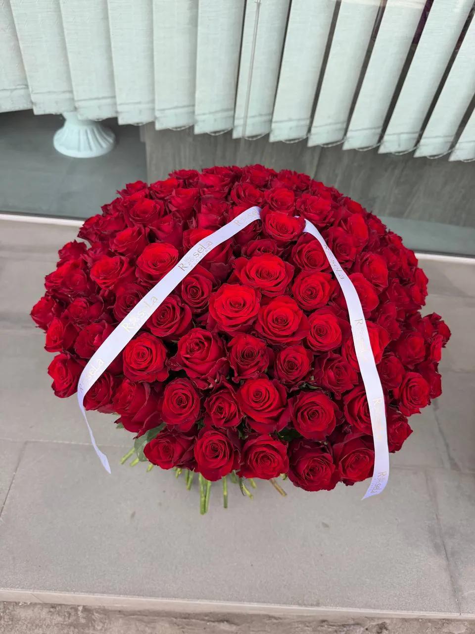Red gorgeous roses Red gorgeous roses | ծաղիկների առաքում Երևանում