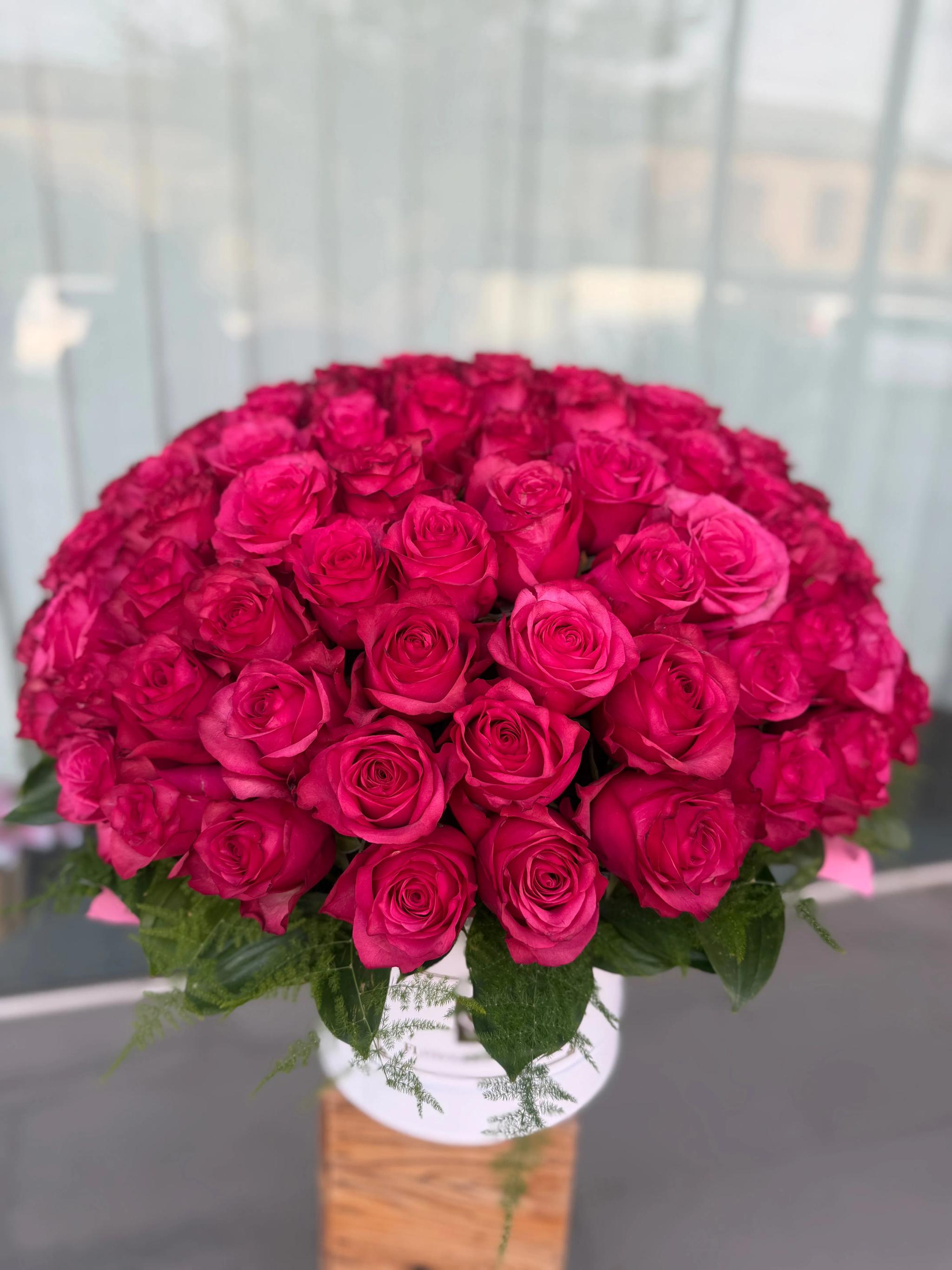 Roses in a box Roses in a box | ծաղիկների առաքում Երևանում