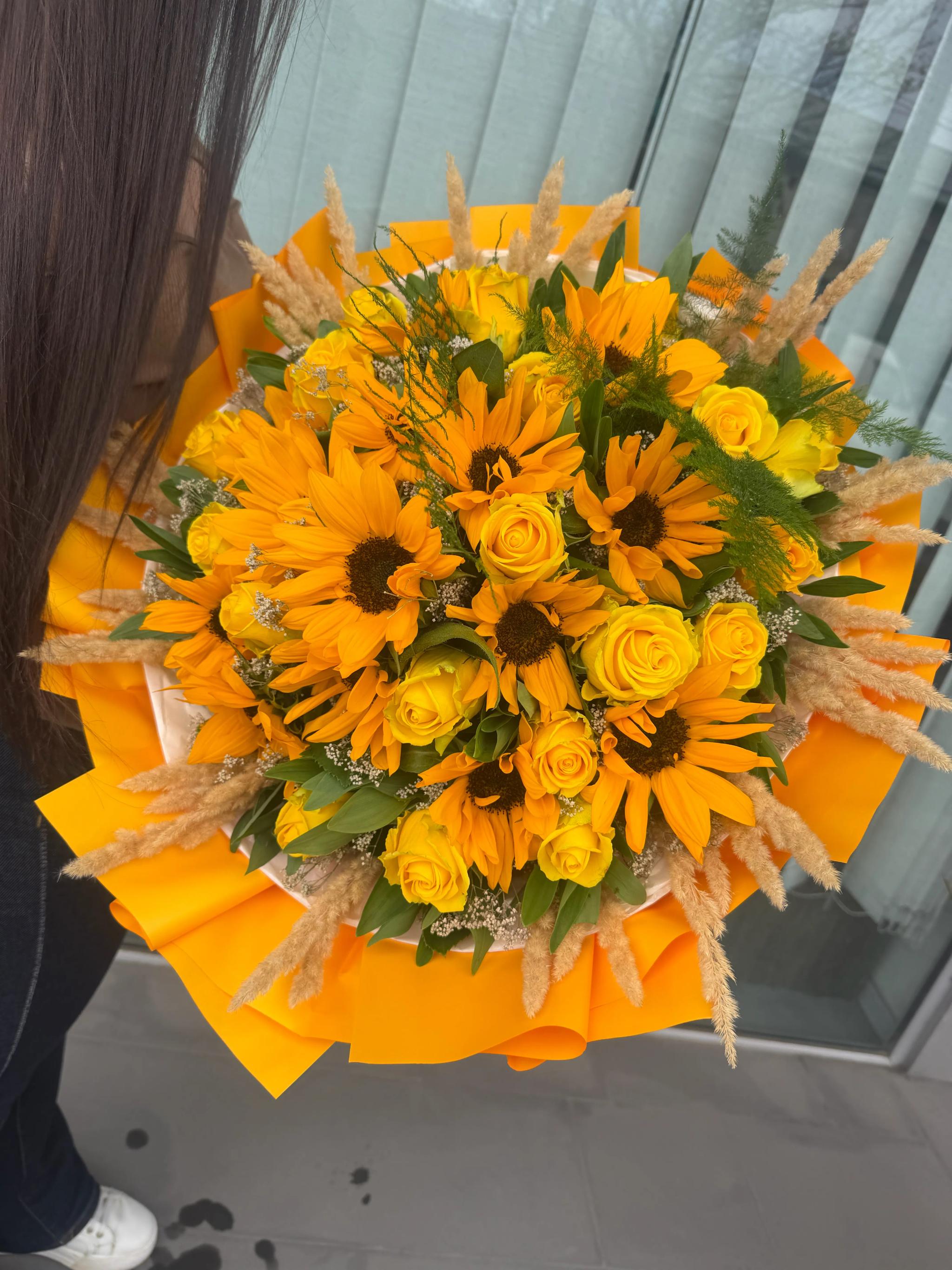 Orange bunch Orange bunch | ծաղիկների առաքում Երևանում