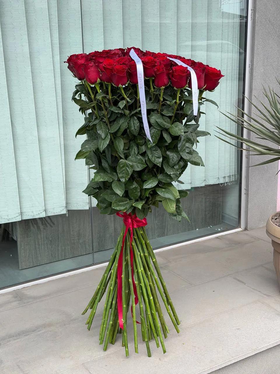 51 red roses 51 red roses | ծաղիկների առաքում Երևանում