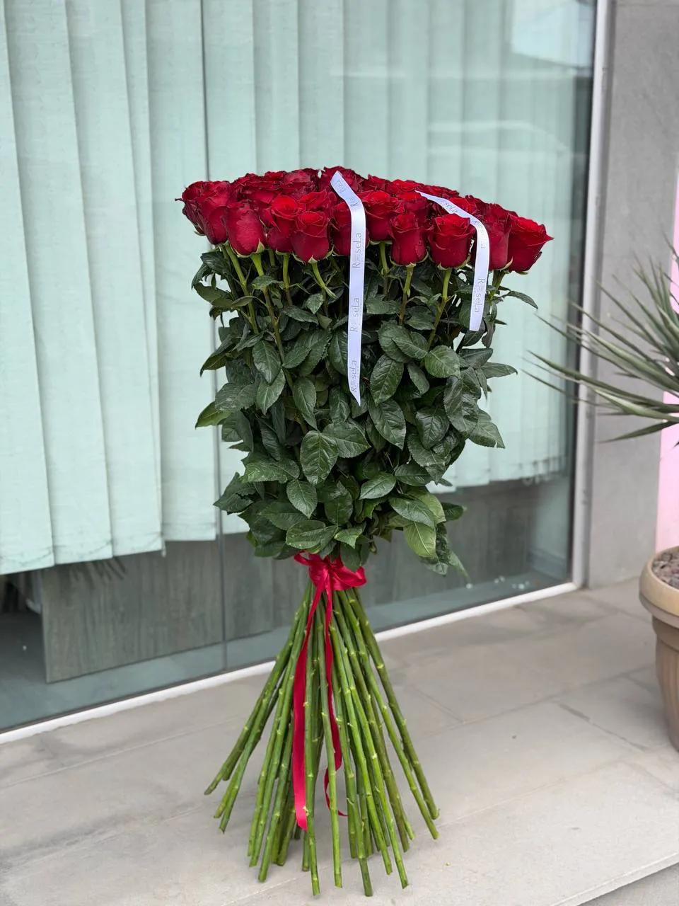 51 red roses 51 red roses | ծաղիկների առաքում Երևանում