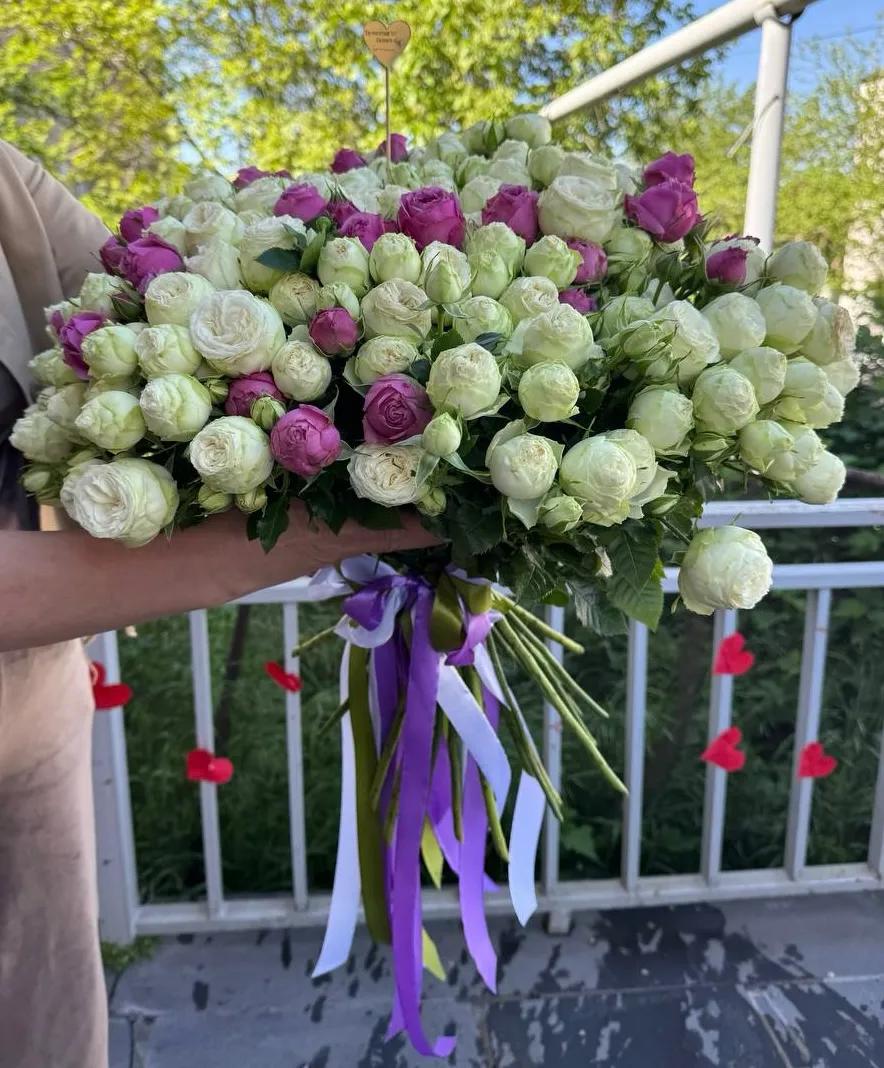 Пионовидные букетные розы Пионовидные букетные розы | ծաղիկների առաքում Երևանում